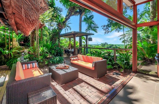 Unique, tropical rainforest getaway