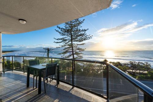 Phoenix Apartments David Way Coolum Beach Linen Bond 
