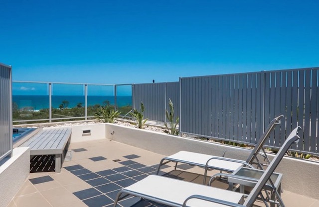 White Shells Luxury Apartments
