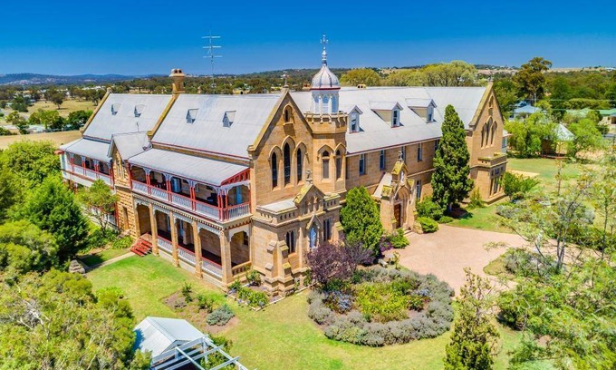 Warwick Bed & Breakfast | 100 m² Bed and breakfast ∙ 10 guests