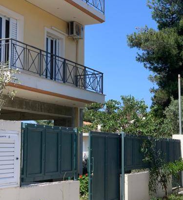 Eretria House | 100 m² House ∙ 3 bedrooms ∙ 6 guests