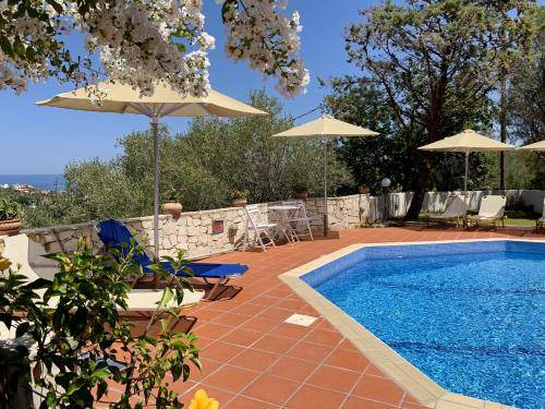 Stalos Resort | 117 m² Resort ∙ 3 bedrooms ∙ 6 guests