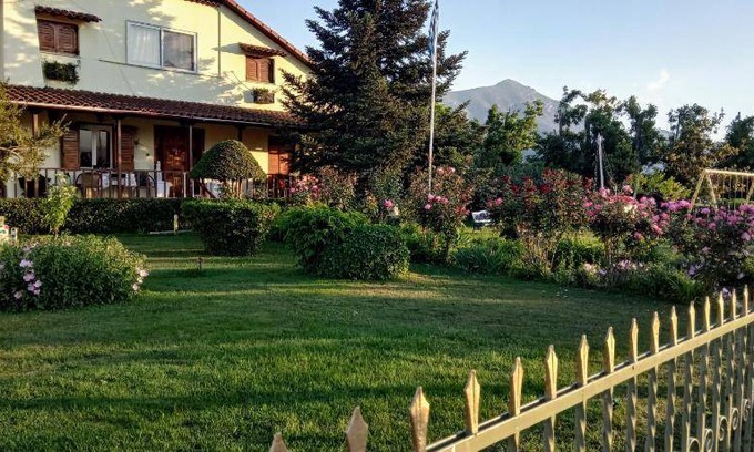Nemea Apartment | 120 m² Apartment ∙ 3 bedrooms ∙ 5 guests