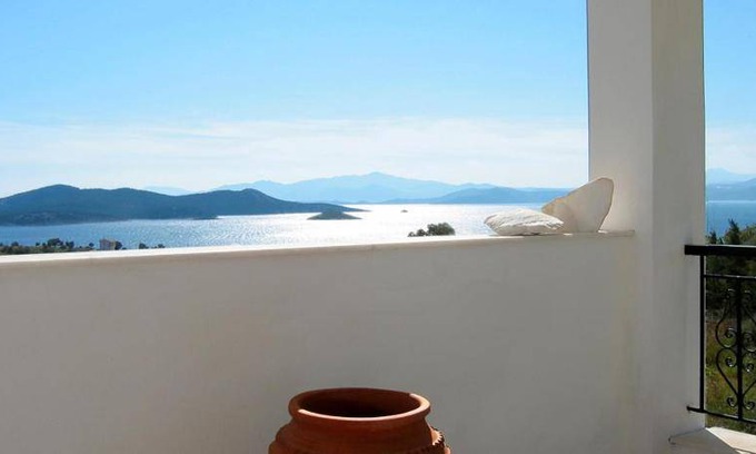 Nea Styra House | 120 m² House ∙ 3 bedrooms ∙ 6 guests