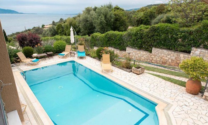 Dorida Villa | 120 m² Villa ∙ 3 bedrooms ∙ 10 guests