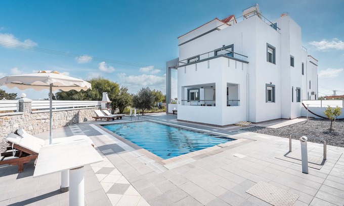 Gennadi Villa | 140 m² Villa ∙ 3 bedrooms ∙ 6 guests