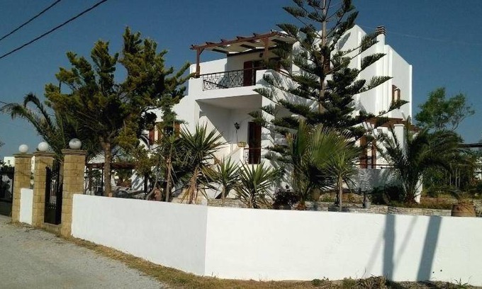 Skiros Villa | 150 m² Villa ∙ 3 bedrooms ∙ 8 guests