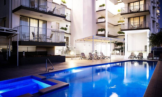 Caloundra Resort | 152 m² Resort ∙ 3 bedrooms ∙ 127 guests