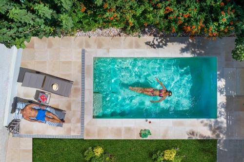 Loutraki Villa | 159 m² Villa ∙ 4 bedrooms ∙ 8 guests