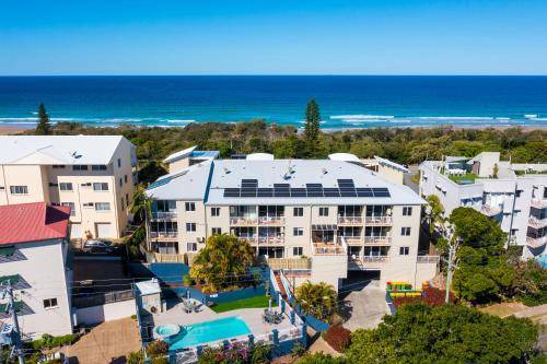 Peregian Beach Apartment | 160 m² Serviced apartment ∙ 3 bedrooms ∙ 6 guests