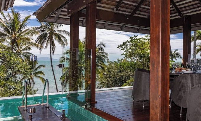 Port Douglas House | 17 Wharf Street - Main House & Bungalow
