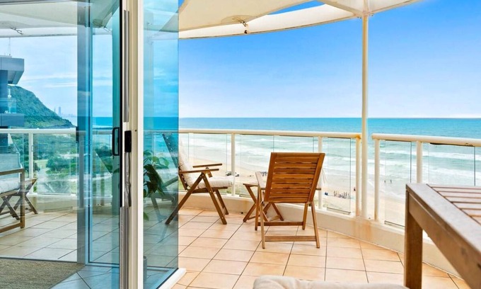 Palm Beach Apartment | 170 m² Apartment ∙ 3 bedrooms ∙ 6 guests