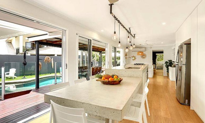 Sunrise Beach House | 178 m² House ∙ 4 bedrooms ∙ 8 guests