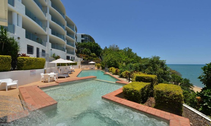 Trinity Beach Apartment | 200 m² Apartment ∙ 3 bedrooms ∙ 127 guests