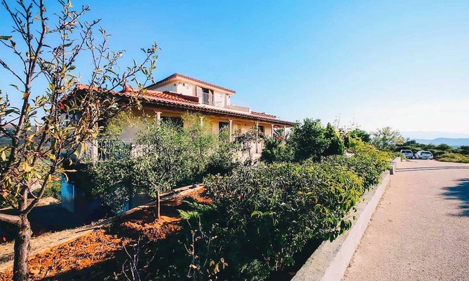 Pyrgiotika Villa | 200 m² Villa ∙ 2 bedrooms ∙ 6 guests