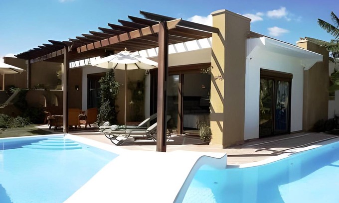Kalathos Hotel | 205 m² Hotel ∙ 127 guests