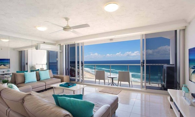 Surfers Paradise Apartment | 24B Peninsula Summary