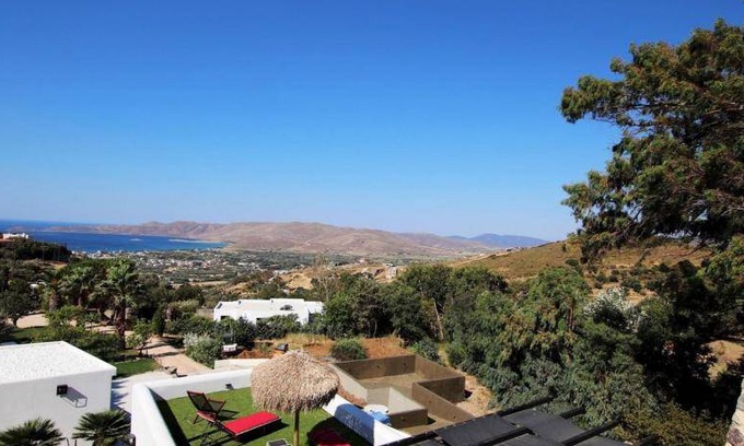Grambia Villa | 300 m² Villa ∙ 5 bedrooms ∙ 12 guests