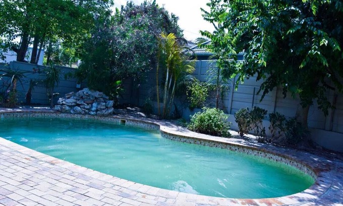 Eikenbosch House | 34onLincoln Guesthouse