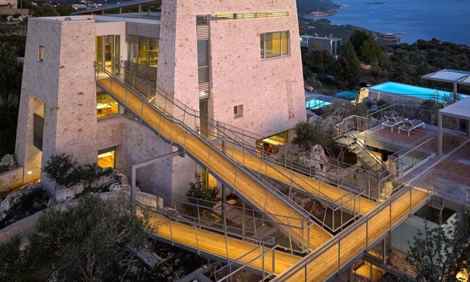 Chania House | 350 m² House ∙ 6 bedrooms ∙ 12 guests