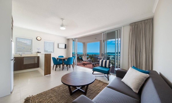 Airlie Beach Apartment | 350 m² Serviced apartment ∙ 4 bedrooms ∙ 127 guests