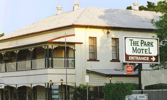 Charters Towers Hotel | 36 m² Motel ∙ 5 guests