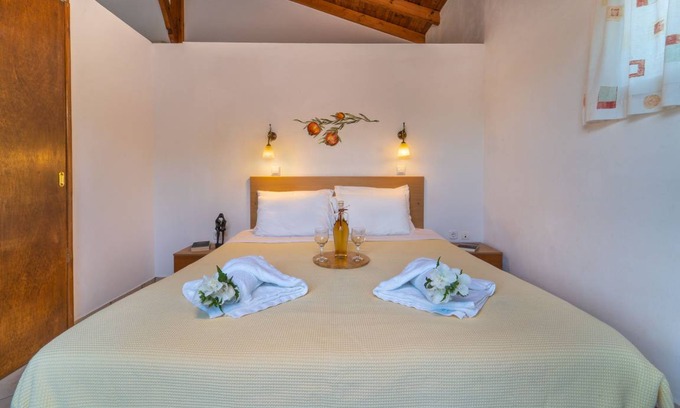 Pylos-Nestoras House | 40 m² House ∙ 1 bedroom ∙ 3 guests