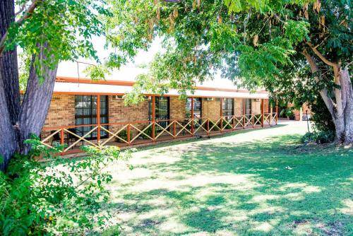 Clermont Hotel | 40 m² Motel ∙ 4 guests