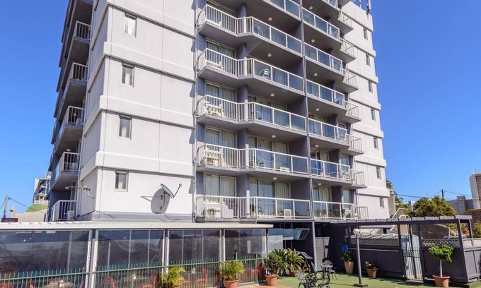 Gladstone Apartment | 51 m² Serviced apartment ∙ 127 guests