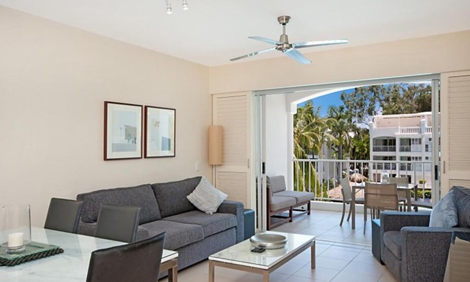 Palm Cove Apartment | 5231 BEACH CLUB PENTHOUSE