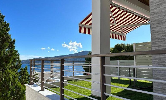 Poros Apartment | 55 m² Apartment ∙ 1 bedroom ∙ 4 guests