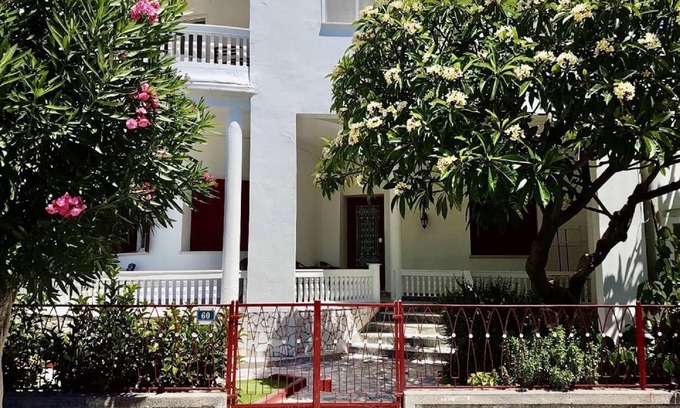 Rhodes Town House | 58 m² House ∙ 1 bedroom ∙ 3 guests