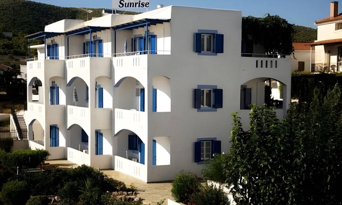 Milos Apartment | 60 m² Serviced apartment ∙ 5 guests