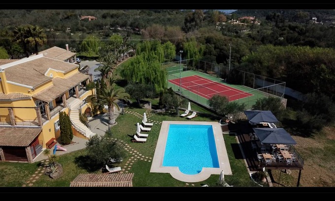 Vassilatika Villa | 650 m² Villa ∙ 6 bedrooms ∙ 16 guests