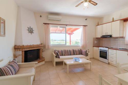 Naxos House | 70 m² House ∙ 2 bedrooms ∙ 4 guests