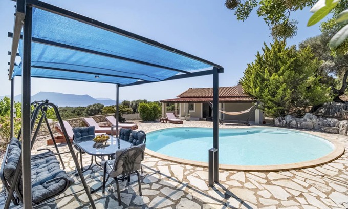 Katomerion Villa | 70 m² Villa ∙ 2 bedrooms ∙ 6 guests