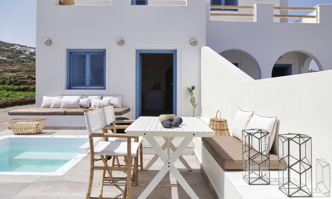 Kamari Villa | 70 m² Villa ∙ 2 bedrooms ∙ 4 guests
