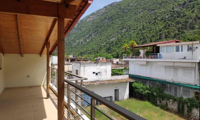 Kamena Vourla Apartment | 77 m² Apartment ∙ 2 bedrooms ∙ 4 guests