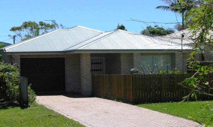 Moffat Beach House | 77 Roderick St Moffat Beach QLD