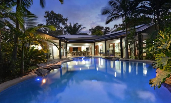 Port Douglas Apartment | 8 @ Sands