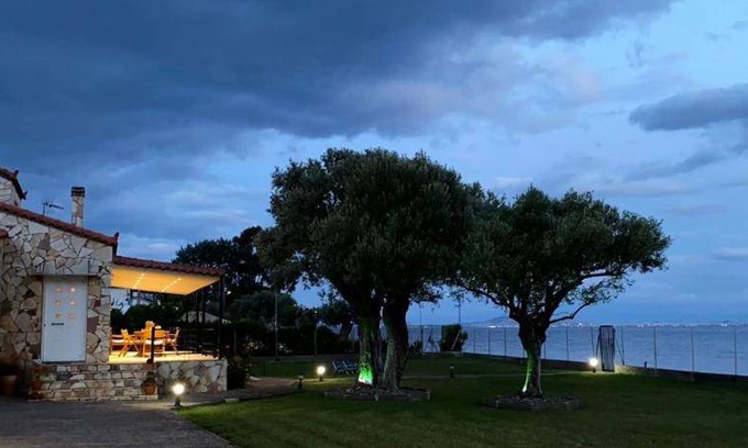 Dirfys-Messapia Villa | 85 m² Villa ∙ 3 bedrooms ∙ 6 guests