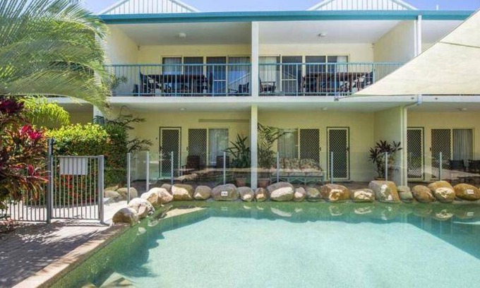 Horseshoe Bay Apartment | 90 m² Apartment ∙ 2 bedrooms ∙ 4 guests