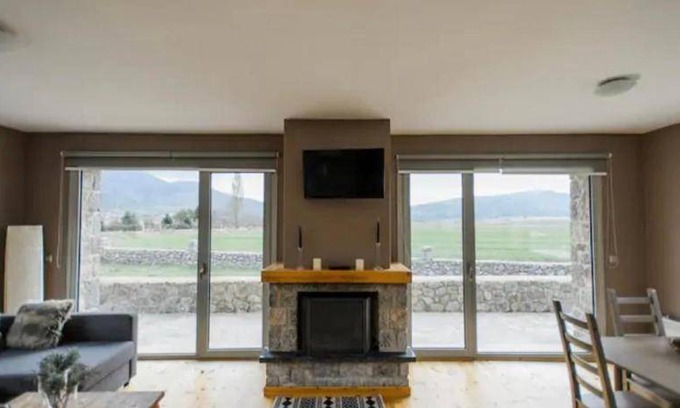 Kato Pedina Ski Chalet | 95 m² Chalet ∙ 2 bedrooms ∙ 6 guests