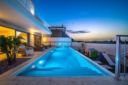 Kato Galatas Apartment | Aiolos Executive Suite