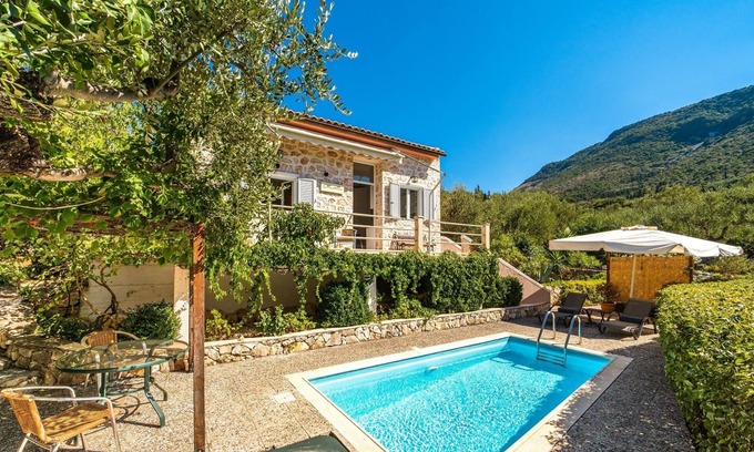 Vathy Villa | Amalthia Cottage - One Bedroom Villa, Sleeps 2