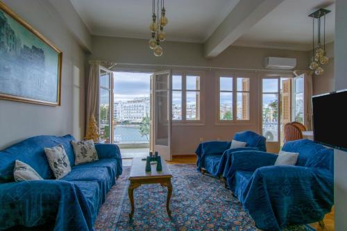 Chalcis Apartment | Apartment overlooking the old bridge