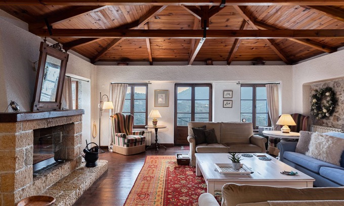 Arachova Apartment | Arachova Wooden Chalet