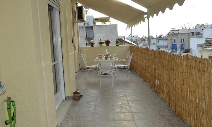 Koukaki Apartment | Aristea's Place