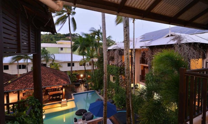 Port Douglas Apartment | Balinese Style Studio