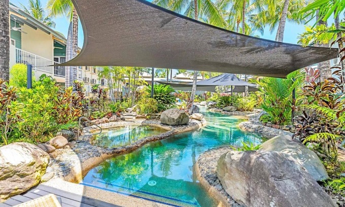 Kewarra Beach House | Beach bliss Queen bed BBQ Pool Netflix